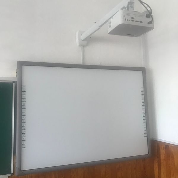 Интерактивная доска INTBOARD UT-TBI82X 10123000 фото